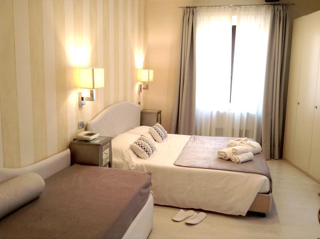 Hotel Palagi بيتراسانتا المظهر الخارجي الصورة