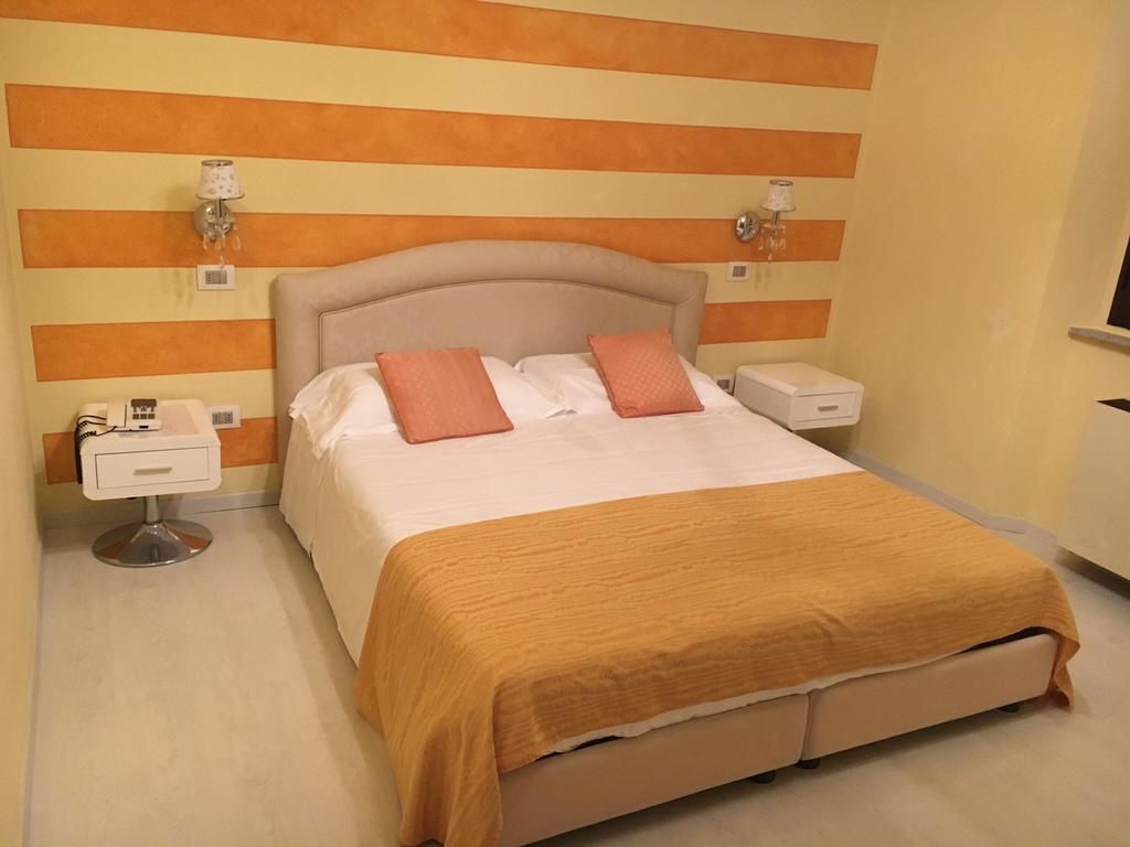 Hotel Palagi بيتراسانتا المظهر الخارجي الصورة